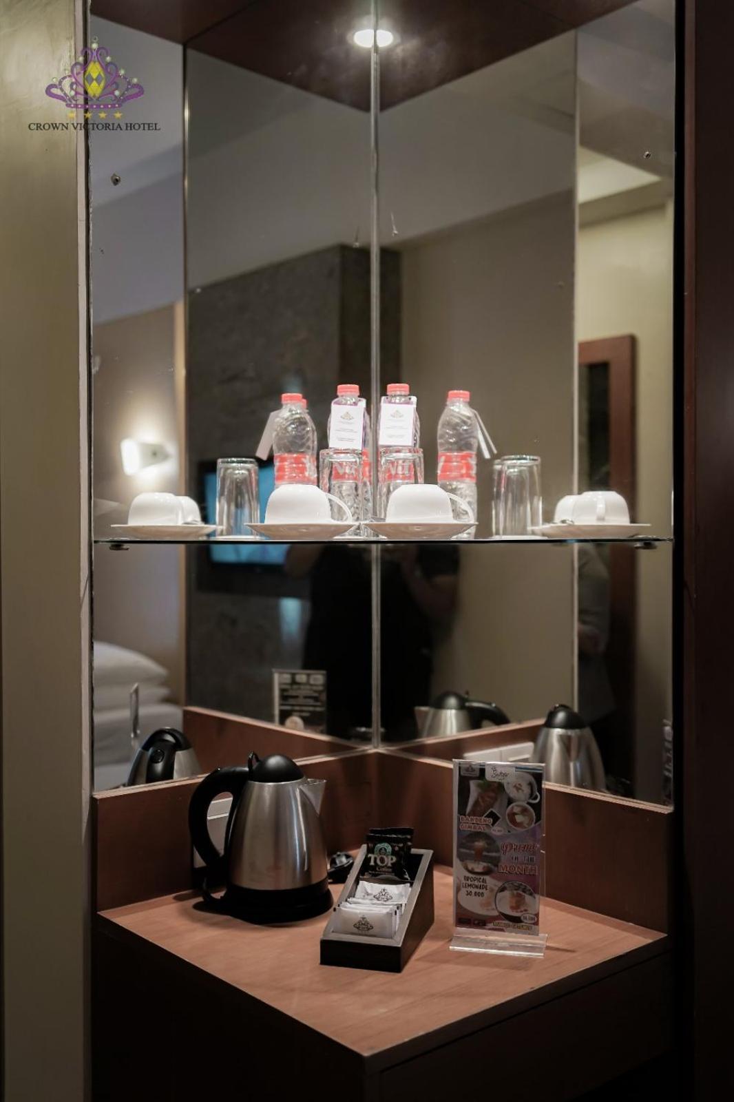 Crown Victoria Hotel Tulungagung Zewnętrze zdjęcie